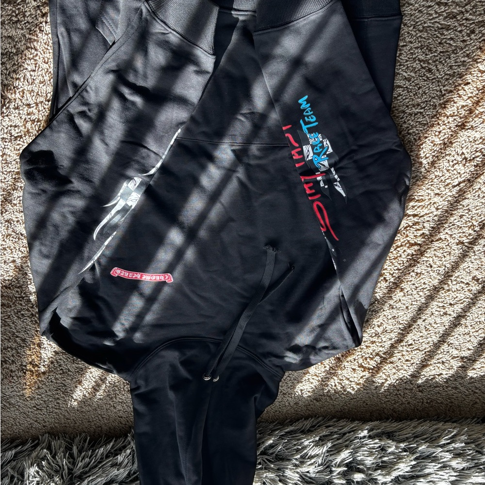 Black chrome heart hoodie sz M (send offer)